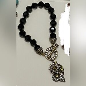 Elegant Black Beaded Bracelet with Heart Charm